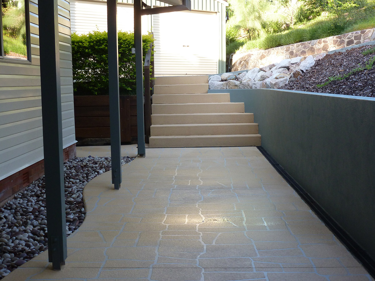 Front courtyard / breezeway – after